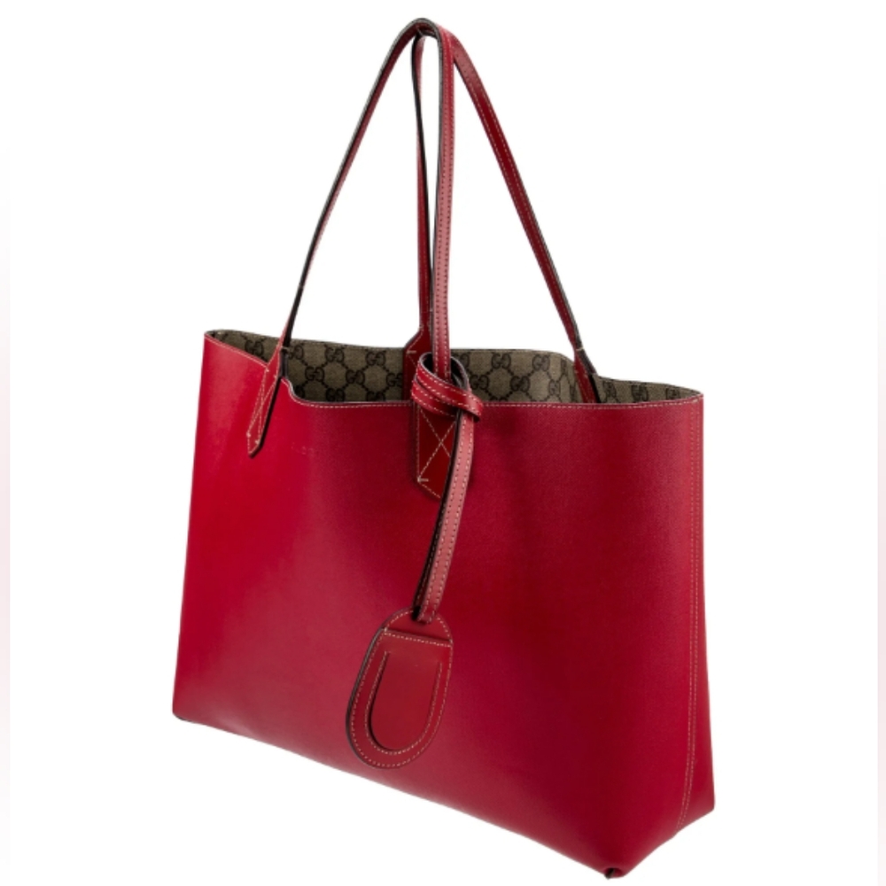 GUCCI GG Supreme Medium Reversible Tote
